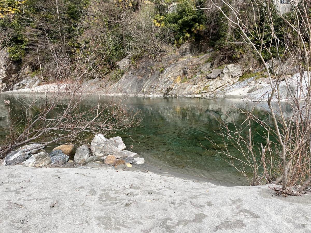Blue River Losone Exterior foto